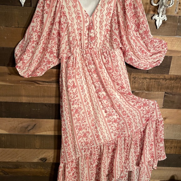 Justify Dresses & Skirts - Justify Red and White Patterned High Low  boho dress